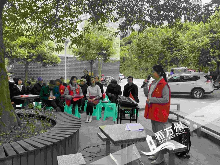 美女内射无套日韩免费播放